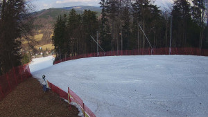 Skiareál Karolinka - Prostřední část sjezdovky a snowpark - 12.3.2026 v 12:05 Skiareál Karolinka - Prostřední část sjezdovky a snowpark - 12.3.2026 v 12:05