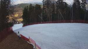 Skiareál Karolinka - Prostřední část sjezdovky a snowpark - 12.3.2026 v 12:32 Skiareál Karolinka - Prostřední část sjezdovky a snowpark - 12.3.2026 v 12:32