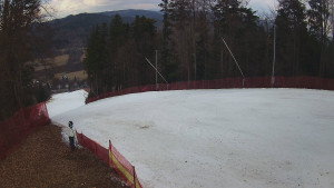 Skiareál Karolinka - Prostřední část sjezdovky a snowpark - 12.3.2026 v 14:05 Skiareál Karolinka - Prostřední část sjezdovky a snowpark - 12.3.2026 v 14:05
