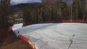 Skiareál Karolinka - Prostřední část sjezdovky a snowpark - 12.3.2026 v 14:50 Skiareál Karolinka - Prostřední část sjezdovky a snowpark - 12.3.2026 v 14:50