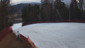 Skiareál Karolinka - Prostřední část sjezdovky a snowpark - 12.3.2026 v 15:05 Skiareál Karolinka - Prostřední část sjezdovky a snowpark - 12.3.2026 v 15:05