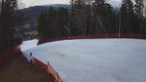 Skiareál Karolinka - Prostřední část sjezdovky a snowpark - 12.3.2026 v 16:02 Skiareál Karolinka - Prostřední část sjezdovky a snowpark - 12.3.2026 v 16:02