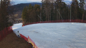 Skiareál Karolinka - Prostřední část sjezdovky a snowpark - 12.3.2026 v 16:50 Skiareál Karolinka - Prostřední část sjezdovky a snowpark - 12.3.2026 v 16:50