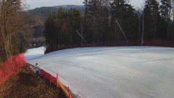 Prostřední část sjezdovky a snowpark