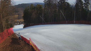 Skiareál Karolinka - Prostřední část sjezdovky a snowpark - 13.3.2026 v 08:40 Skiareál Karolinka - Prostřední část sjezdovky a snowpark - 13.3.2026 v 08:40