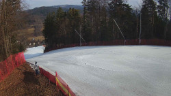 Prostřední část sjezdovky a snowpark