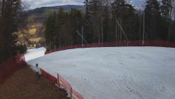 Prostřední část sjezdovky a snowpark