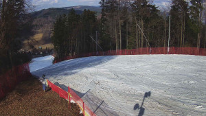 Skiareál Karolinka - Prostřední část sjezdovky a snowpark - 13.3.2026 v 14:02 Skiareál Karolinka - Prostřední část sjezdovky a snowpark - 13.3.2026 v 14:02