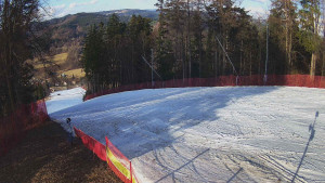 Skiareál Karolinka - Prostřední část sjezdovky a snowpark - 13.3.2026 v 15:45 Skiareál Karolinka - Prostřední část sjezdovky a snowpark - 13.3.2026 v 15:45