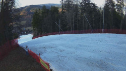 Prostřední část sjezdovky a snowpark
