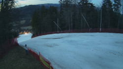 Prostřední část sjezdovky a snowpark