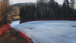 Prostřední část sjezdovky a snowpark