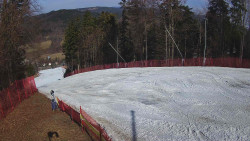 Prostřední část sjezdovky a snowpark