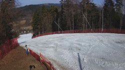 Prostřední část sjezdovky a snowpark