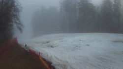 Prostřední část sjezdovky a snowpark