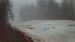 Prostřední část sjezdovky a snowpark