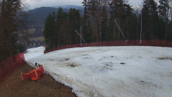 Prostřední část sjezdovky a snowpark