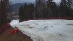 Prostřední část sjezdovky a snowpark
