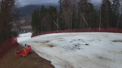 Prostřední část sjezdovky a snowpark
