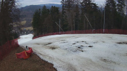 Prostřední část sjezdovky a snowpark