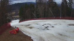 Prostřední část sjezdovky a snowpark