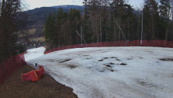 Prostřední část sjezdovky a snowpark