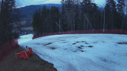 Prostřední část sjezdovky a snowpark