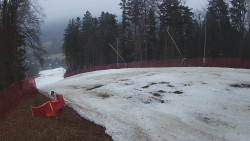 Prostřední část sjezdovky a snowpark
