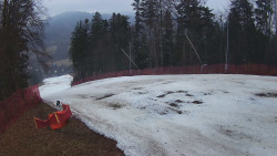 Prostřední část sjezdovky a snowpark