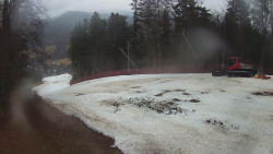 Prostřední část sjezdovky a snowpark