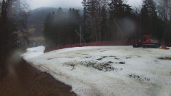 Prostřední část sjezdovky a snowpark