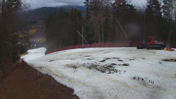 Prostřední část sjezdovky a snowpark