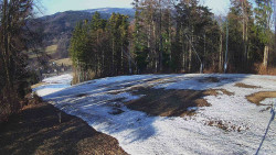 Prostřední část sjezdovky a snowpark