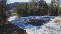 Prostřední část sjezdovky a snowpark