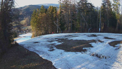 Prostřední část sjezdovky a snowpark