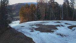 Prostřední část sjezdovky a snowpark