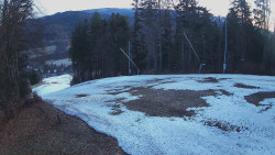 Prostřední část sjezdovky a snowpark