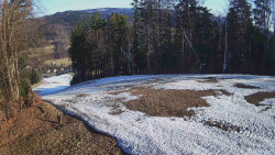 Prostřední část sjezdovky a snowpark