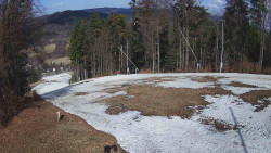 Prostřední část sjezdovky a snowpark