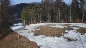 Skiareál Karolinka - Prostřední část sjezdovky a snowpark - 19.3.2026 v 12:40 Skiareál Karolinka - Prostřední část sjezdovky a snowpark - 19.3.2026 v 12:40