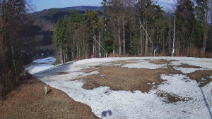 Skiareál Karolinka - Prostřední část sjezdovky a snowpark - 19.3.2026 v 12:50 Skiareál Karolinka - Prostřední část sjezdovky a snowpark - 19.3.2026 v 12:50