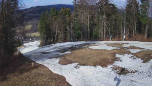 Skiareál Karolinka - Prostřední část sjezdovky a snowpark - 19.3.2026 v 14:32 Skiareál Karolinka - Prostřední část sjezdovky a snowpark - 19.3.2026 v 14:32