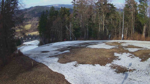 Skiareál Karolinka - Prostřední část sjezdovky a snowpark - 19.3.2026 v 14:55 Skiareál Karolinka - Prostřední část sjezdovky a snowpark - 19.3.2026 v 14:55