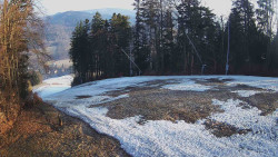 Prostřední část sjezdovky a snowpark