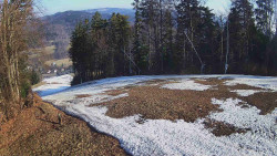 Prostřední část sjezdovky a snowpark
