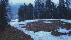 Prostřední část sjezdovky a snowpark