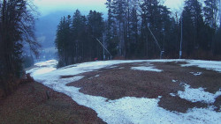 Prostřední část sjezdovky a snowpark