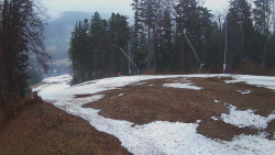 Prostřední část sjezdovky a snowpark