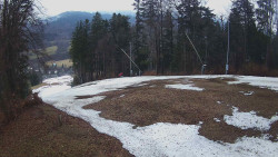 Prostřední část sjezdovky a snowpark
