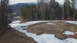 Prostřední část sjezdovky a snowpark